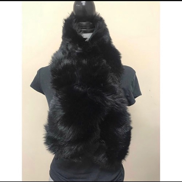 47” Silky & Plush Quality Faux Fur Scarves, NWT - Picture 3 of 7